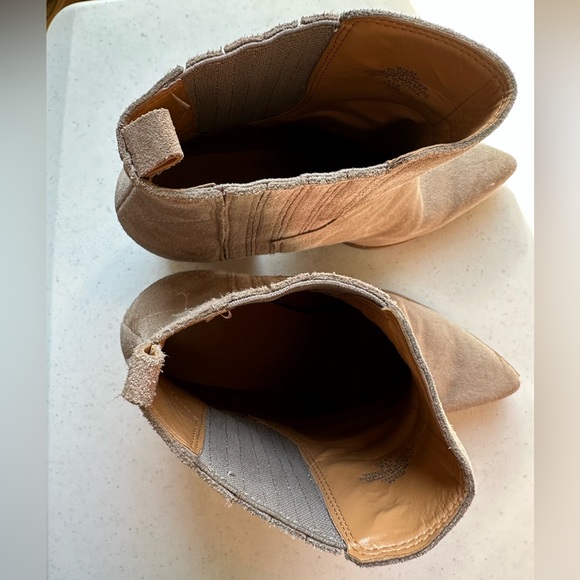 Marc Fisher Oshay Pointed Toe Suede Booties - Picture 5 of 9